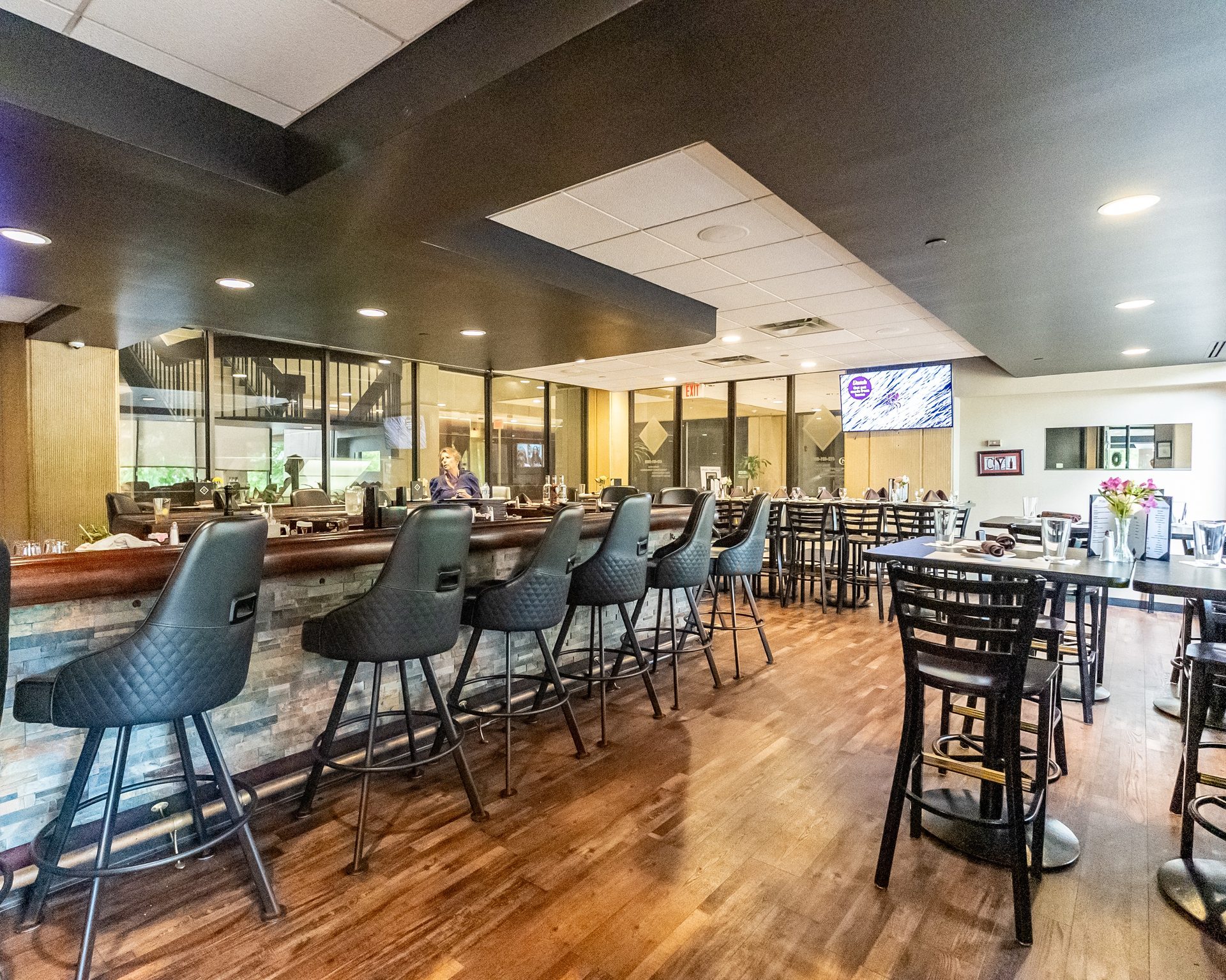 Friday & Saturday Bar Hours